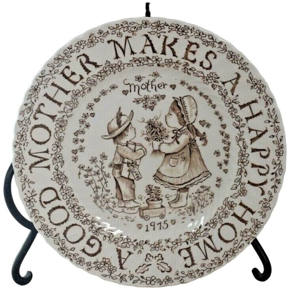 Royal Crownford A Good Mother Makes a Happy Home 1975 by Norma Sherman